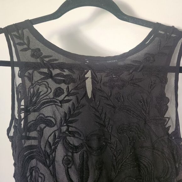 Forever 21 Womens Juniors Sheer Sleeveless Embroidered Blouse Size Small - Picture 3 of 6
